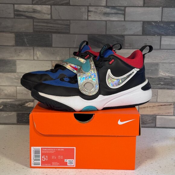Nike Big Kids’ Team Hustle D11 SE HS “All Star” Shoes - Size 5.5Y - Picture 1 of 6
